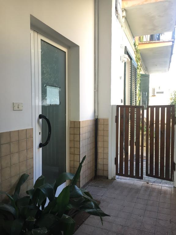 Mansarda al mare Villa Rímini Exterior foto